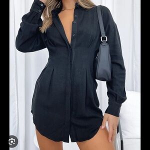 White Fox Boutique Black Long Sleeve Dress — size small